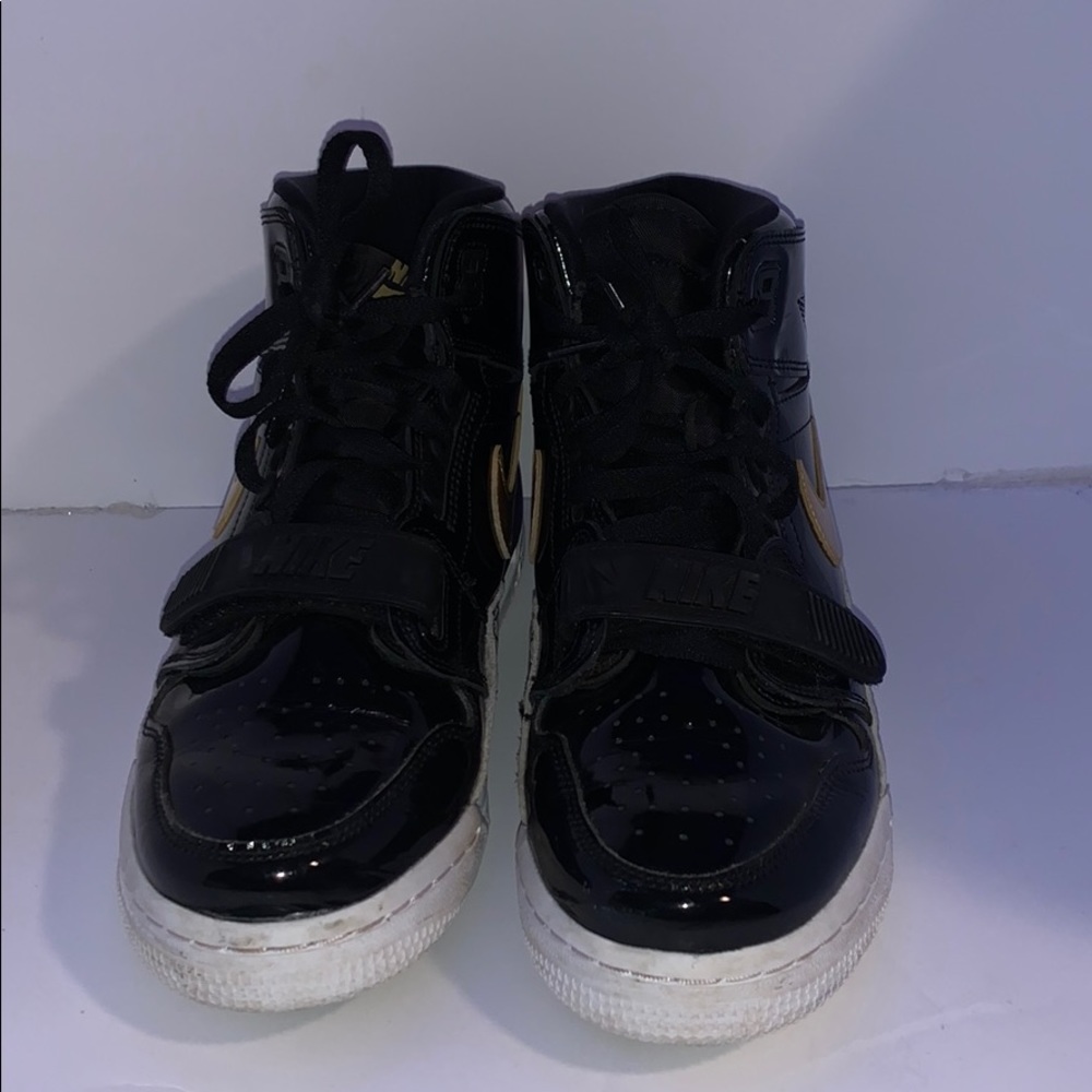 Jordan legacy 312 mid